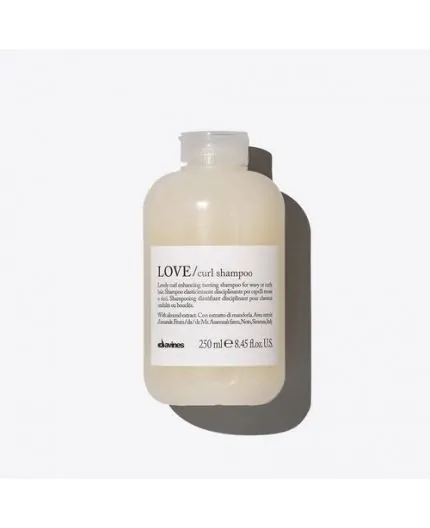 Davines LOVE Curl Shampoo 250ml-capelli ricci Davines LOVE Curl Shampoo 250ml-capelli ricci