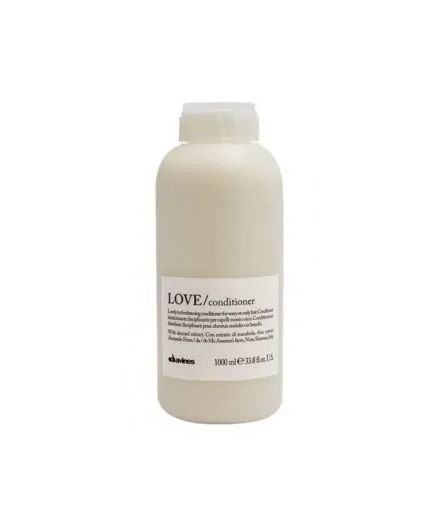 Davines Essential Haircare LOVE CURL Conditioner 1000ml Davines Essential Haircare LOVE CURL Conditioner 1000ml
