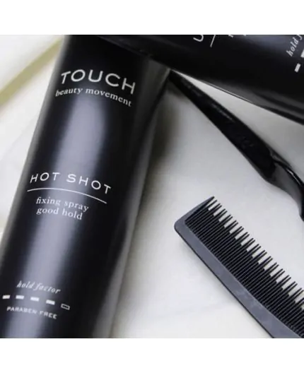 Artègo Touch Hot Shot Spray Fissativo Professionale a Tenuta Media Artègo Touch Hot Shot Spray Fissativo Professionale a Tenuta Media