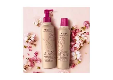 Aveda Cherry Almond Kit Corpo Detergente + Lozione Idratante