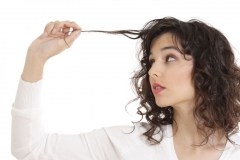 Capelli deboli e che si spezzano: cause e rimedi professionali | FranzeseStore